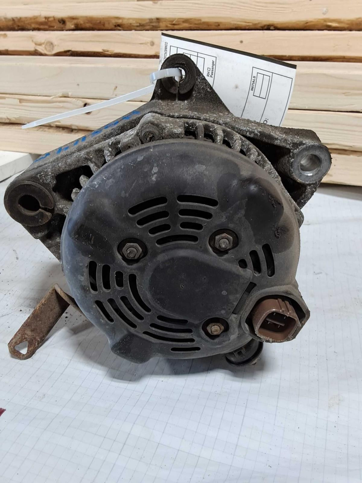 Used Alternator fits: 2004 Toyota Tundra 8 cylinder 130 amp Grade C