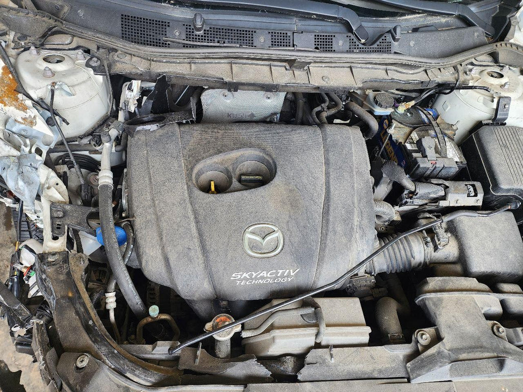 Used Air Cleaner Assembly fits: 2015 Mazda CX-5 2.5L MT Grade A
