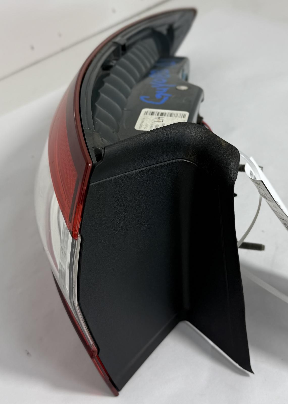 2013-2016 FORD FUSION TAILLIGHT LEFT SIDE QUARTER PANEL MOUNTED OEM