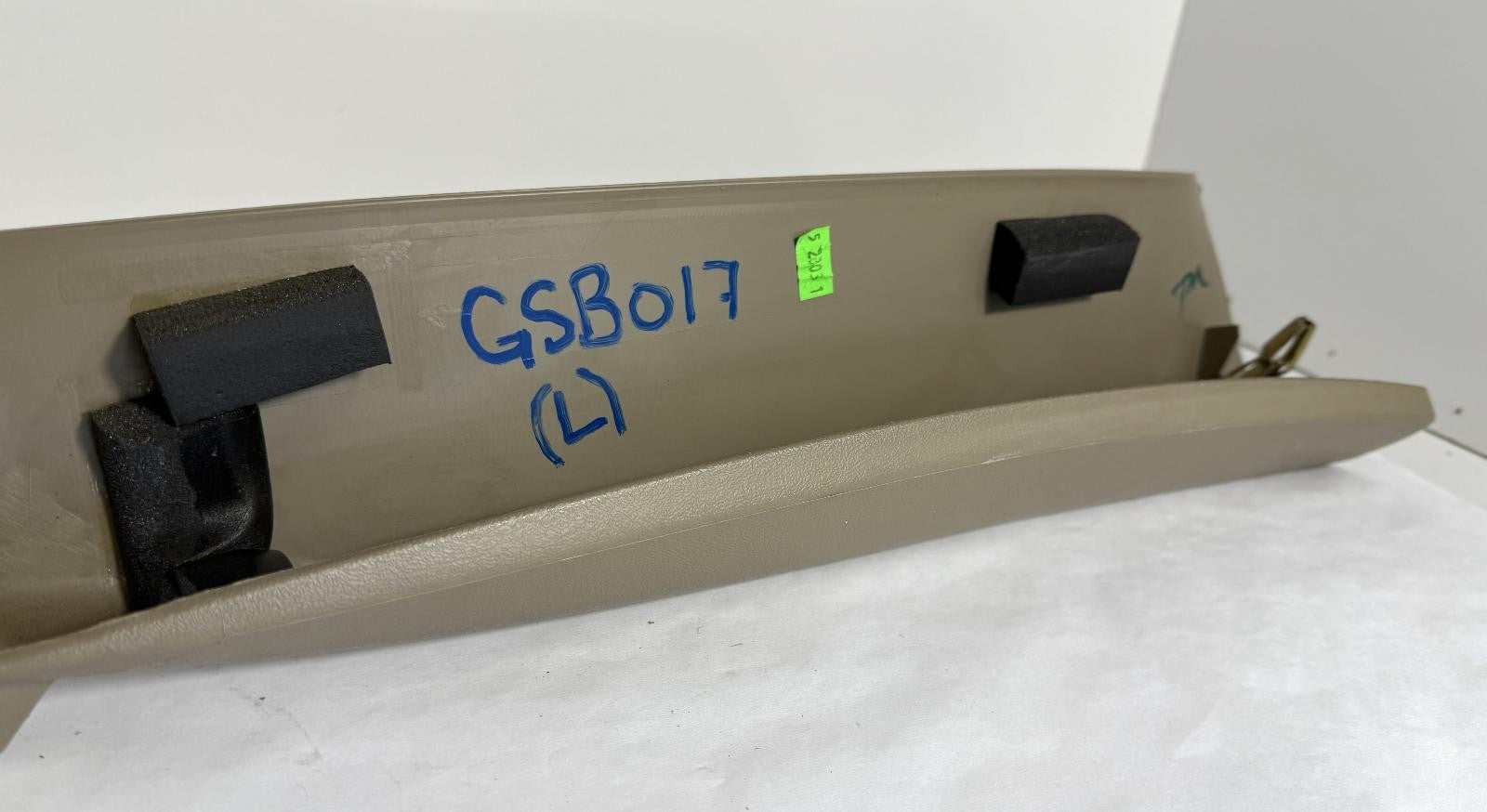 1999-2006 CHEVROLET TAHOE A-PILLAR TRIM W/ SPEAKER LEFT DRIVER SIDE OEM