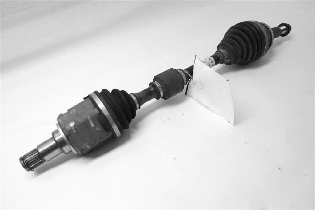 Used Front Left Drive Axle Shaft fits: 2014 Toyota Sienna Front Axle 6 cylinder