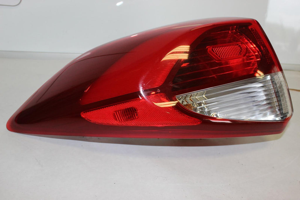 HYUNDAI TUCSON L Taillight incandescent, quarter panel mounted, L. 17 18
