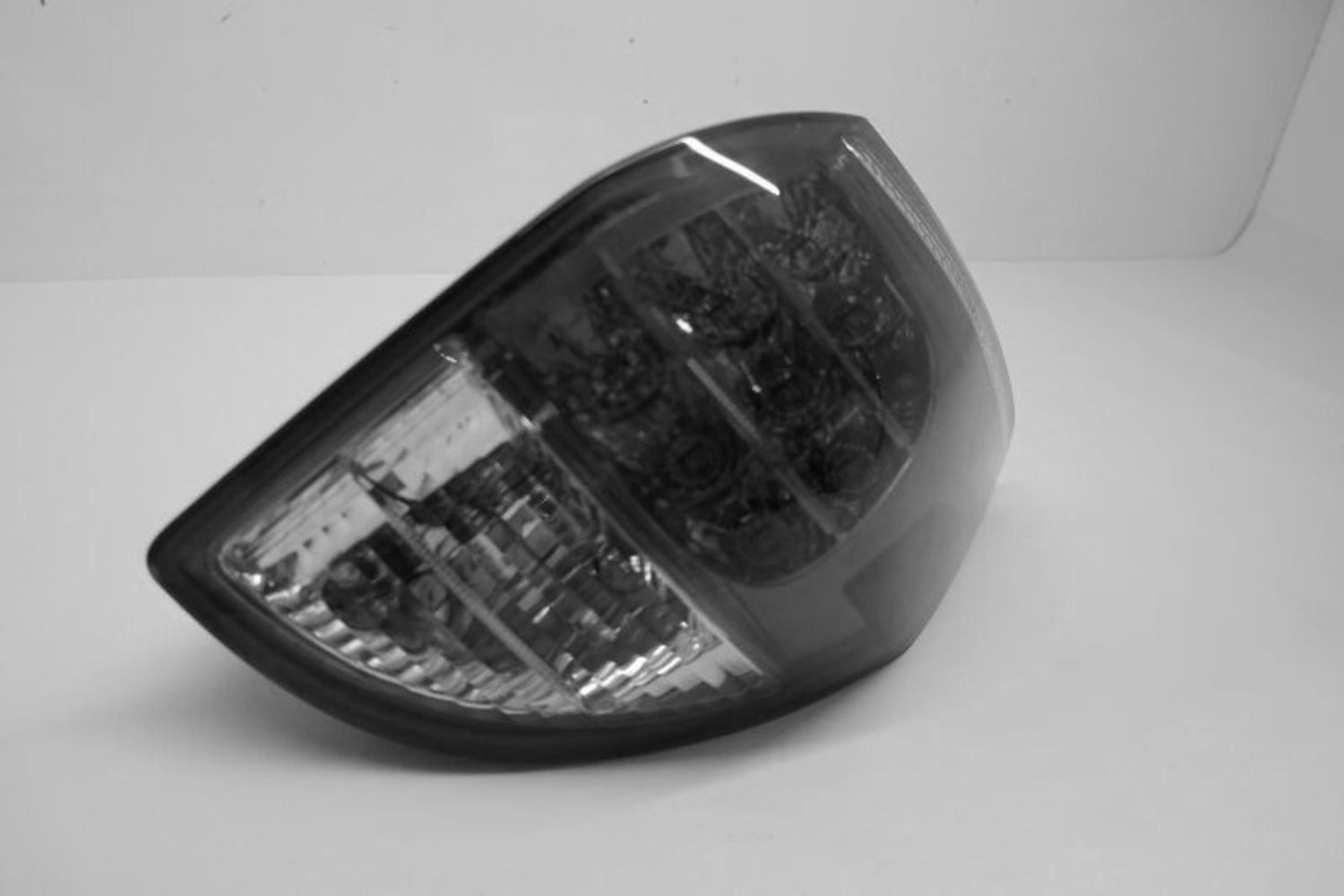 Used Right Tail Light Assembly fits: 2007 Toyota Rav4 Right Grade A