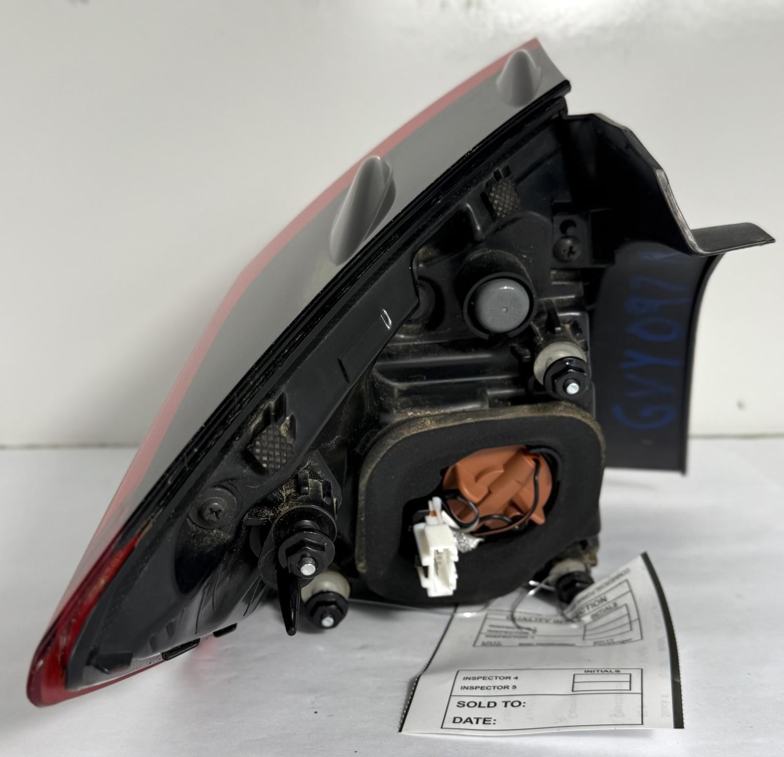 Used Right Tail Light Assembly fits: 2021 Hyundai Sonata US built LED quarter pa