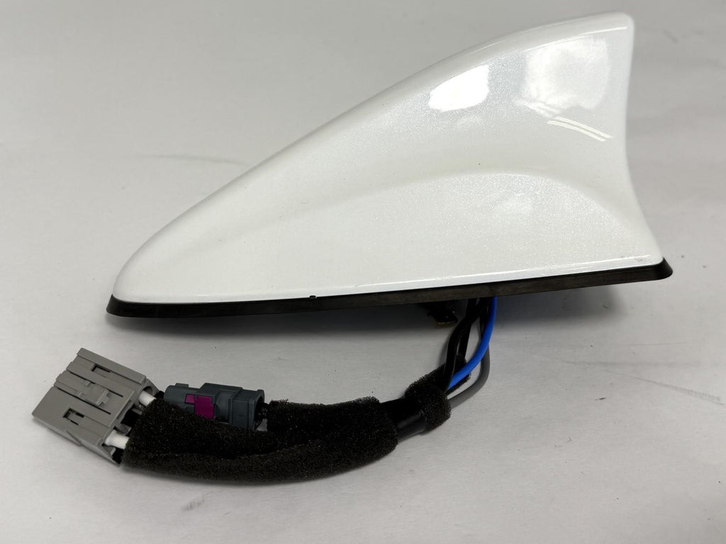 2013-2018 HYUNDAI SANTA FE EXTERIOR SHARK FIN ANTENNA OEM