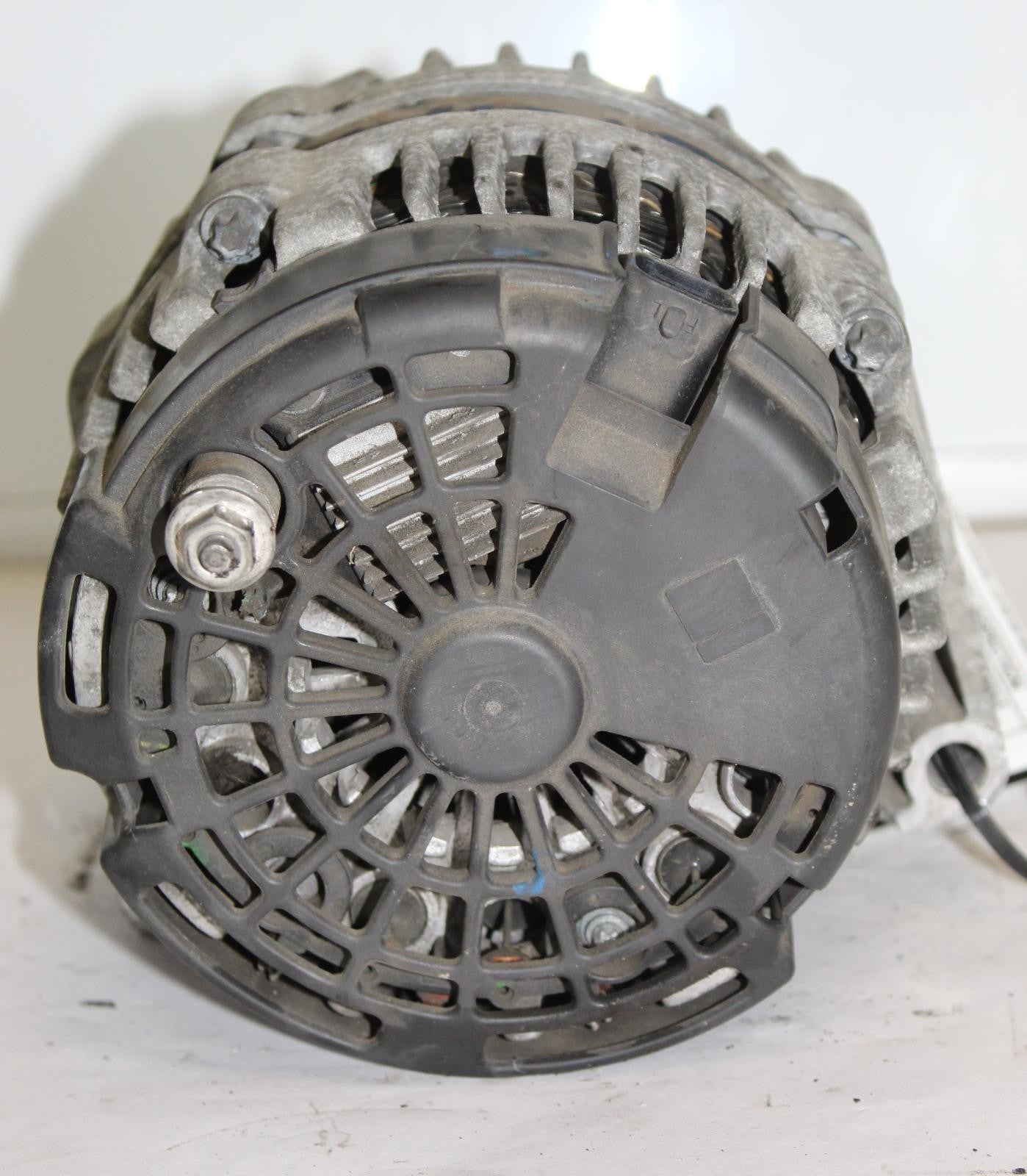 Used Alternator fits: 2011 Gmc Sierra 1500 pickup 145 amp ID 20881337 Grade A
