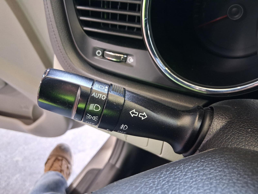 Used Steering Column fits: 2012 Kia Optima Floor Shift EX keyless ignition Grade