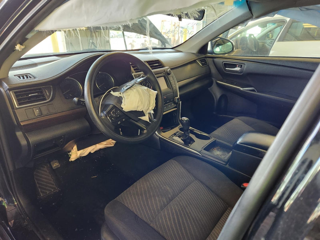 Used Windshield Wiper Motor fits: 2017 Toyota Camry  Grade A