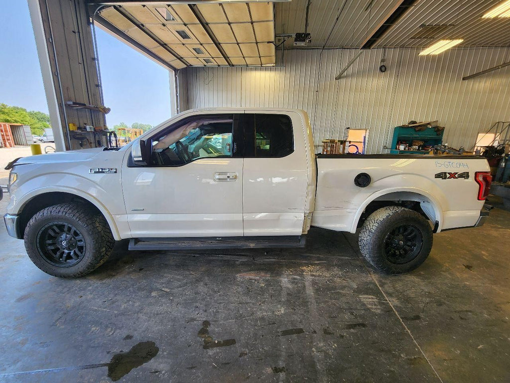 Used Left Sun Visor fits: 2015 Ford F150 PICKUP Crew Cab w/sunroof w/garage door