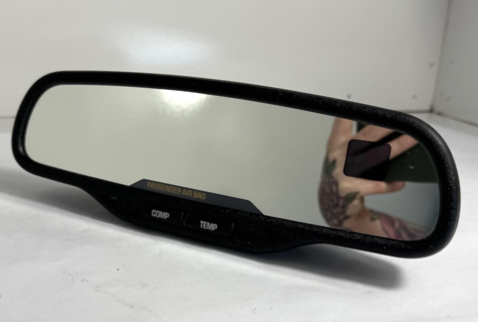 2003-2006 CHEVROLET TAHOE REAR VIEW INTERIOR MIRROR OEM