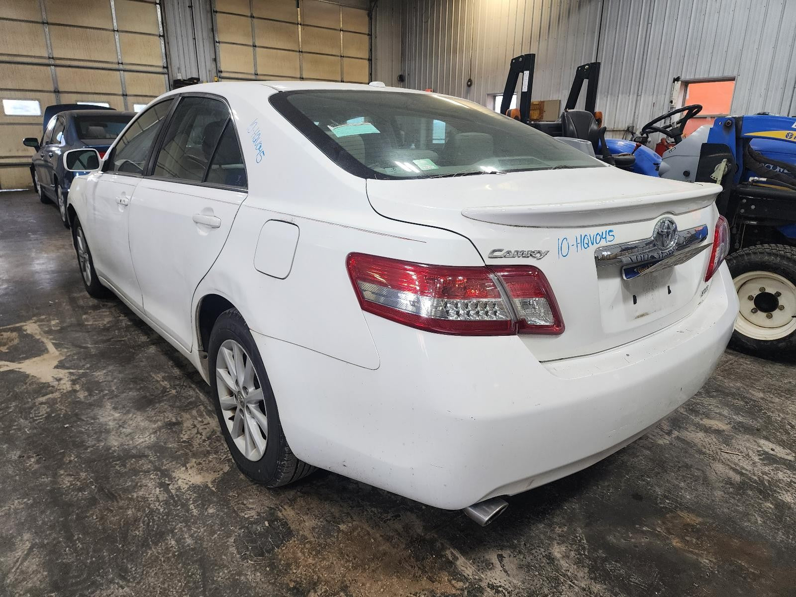 Used Rear Left Door Window Regulator Rear fits: 2010 Toyota Camry electric L. No