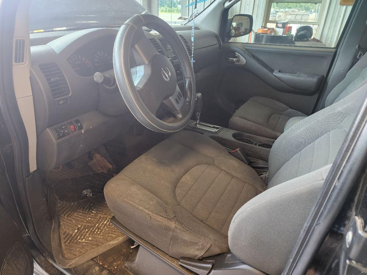 Used Windshield Wiper Motor fits: 2006 Nissan Frontier  Grade A