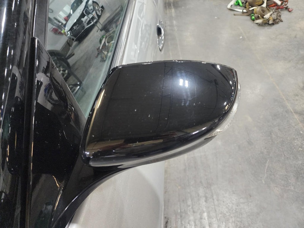 Used Left Door Mirror fits: 2017 Nissan Maxima Power w/LED turn indicators heate