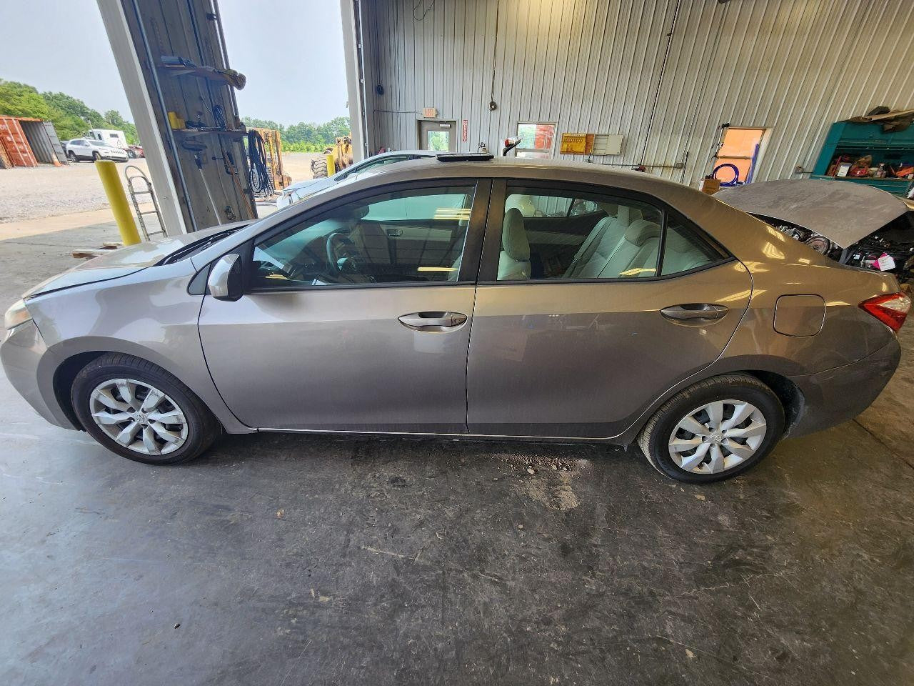 Used Starter Motor fits: 2014 Toyota Corolla 1.8L 1.3kw Grade A