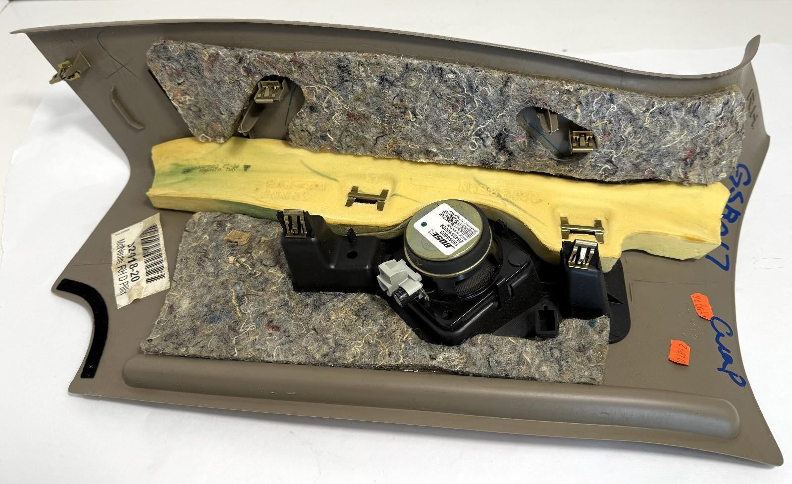 2000-2006 CHEVROLET TAHOE UPPER D-PILLAR TRIM W/ SPEAKER RIGHT SIDE OEM