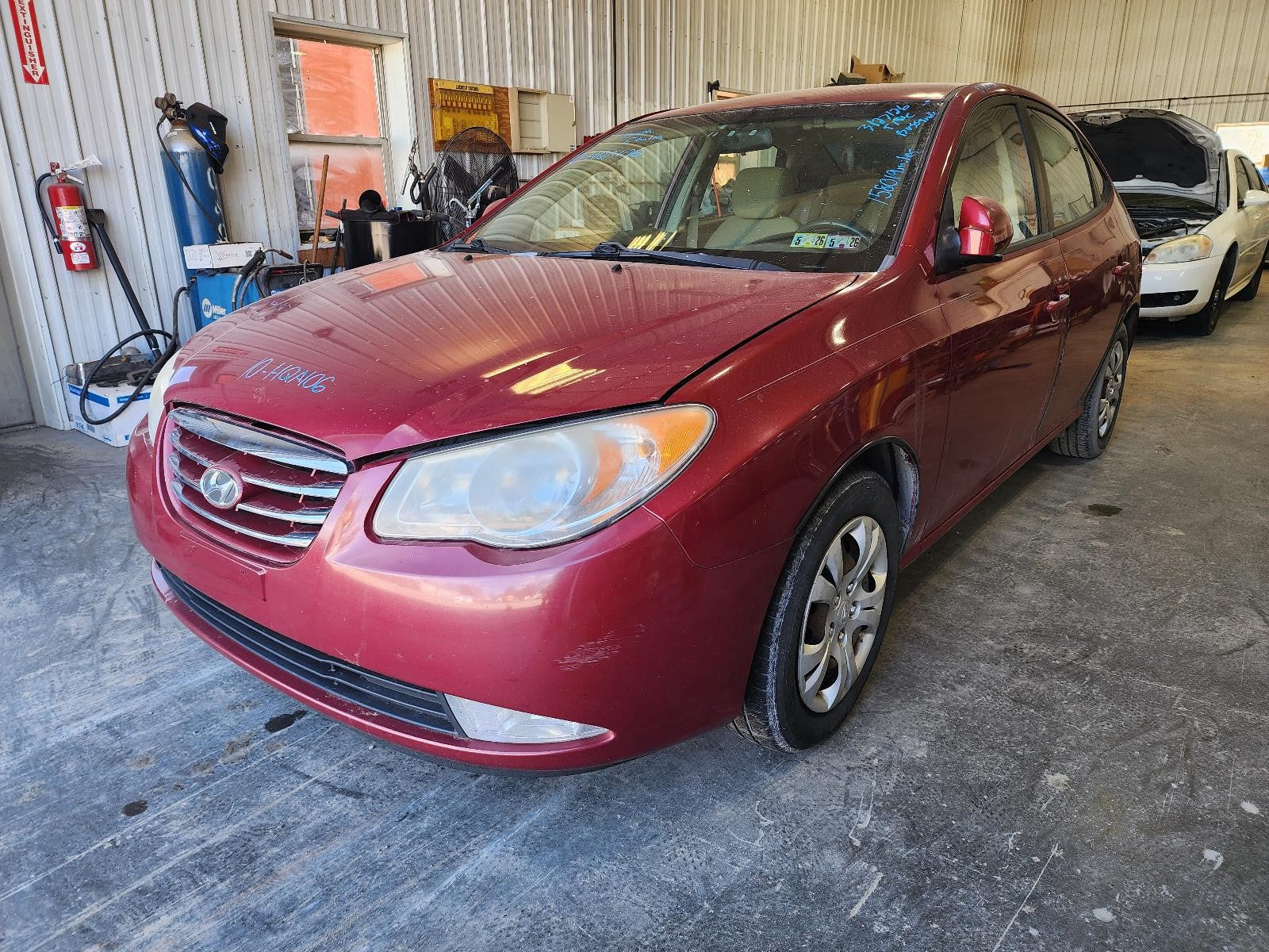 Used Engine Coolant Reservoir fits: 2010 Hyundai Elantra Sdn Grade A