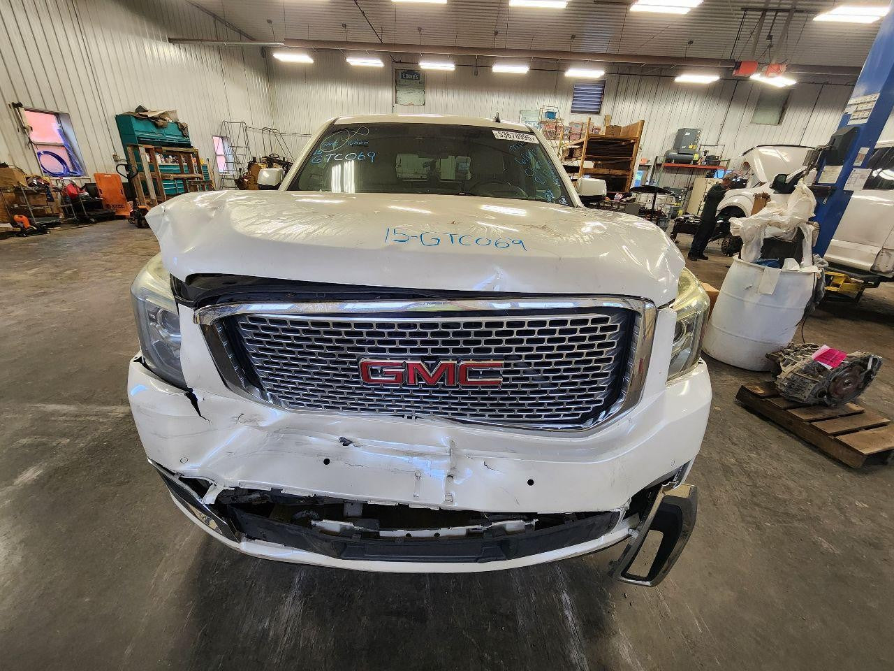 Used Left Sun Visor fits: 2015 Gmc Yukon Left Grade A