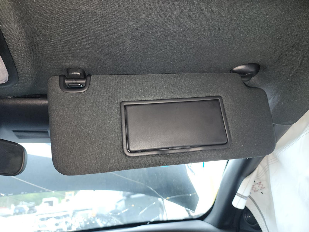 Used Right Sun Visor fits: 2019 Honda Civic w/o illumination Right Grade A