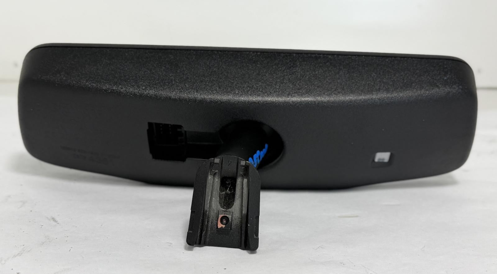 2010-2014 SUBURBAN TAHOE YUKON REAR VIEW INTERIOR MIRROR OEM 