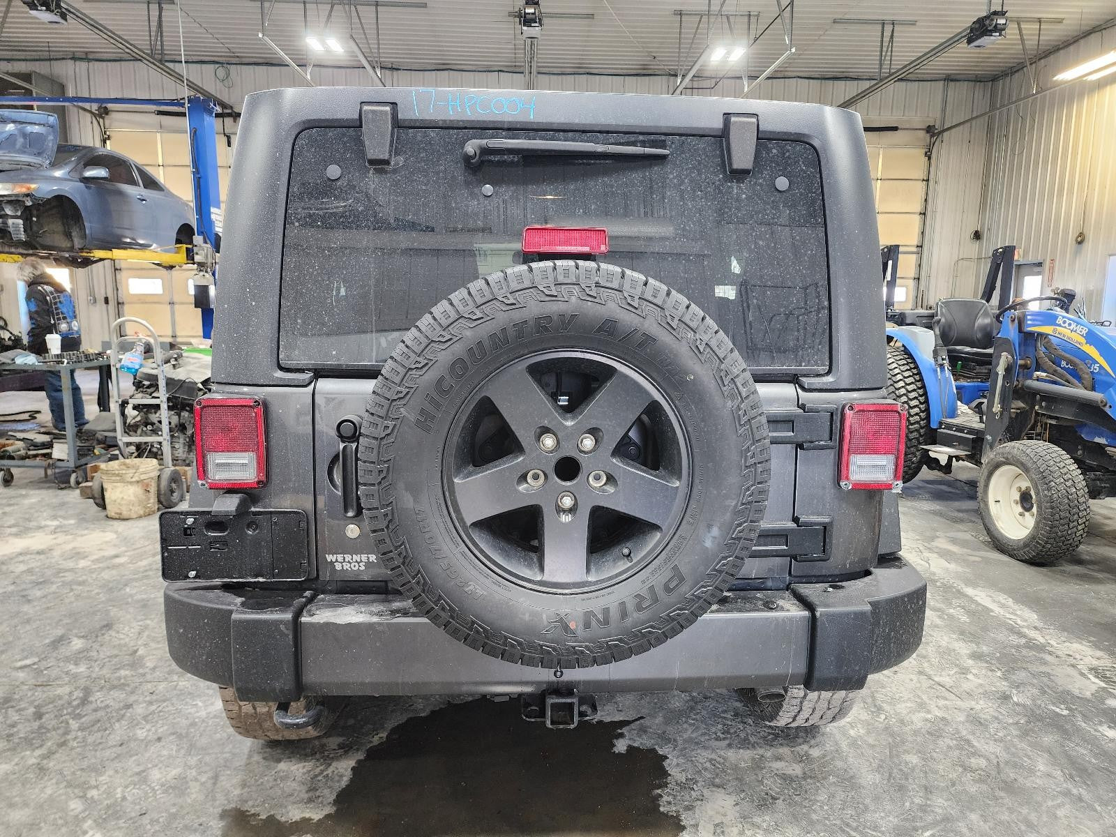Used Rear Right Door Window Regulator Rear fits: 2017 Jeep Wrangler full door el
