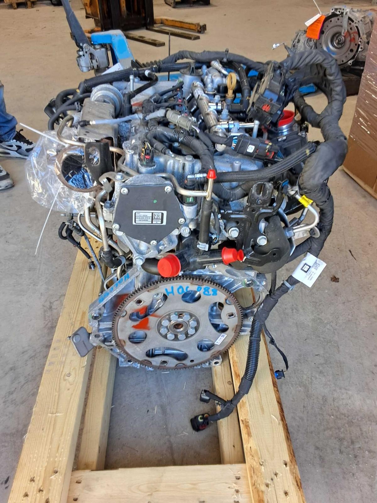Used Engine Complete Assembly fits: 2021 Chevrolet Equinox 1.5L VIN V 8th digit