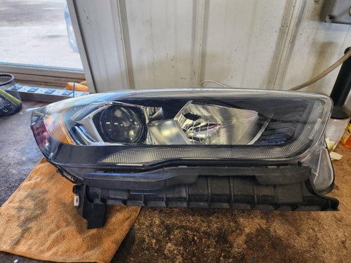 FORD ESCAPE R Headlamp halogen, reflector (w/o LED accent), black bezel, R. 18