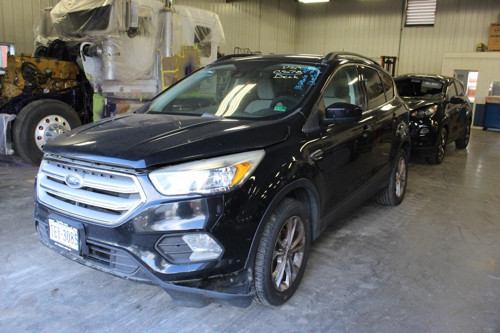 Used Left Tail Light Assembly fits: 2018 Ford Escape quarter panel mounted brigh