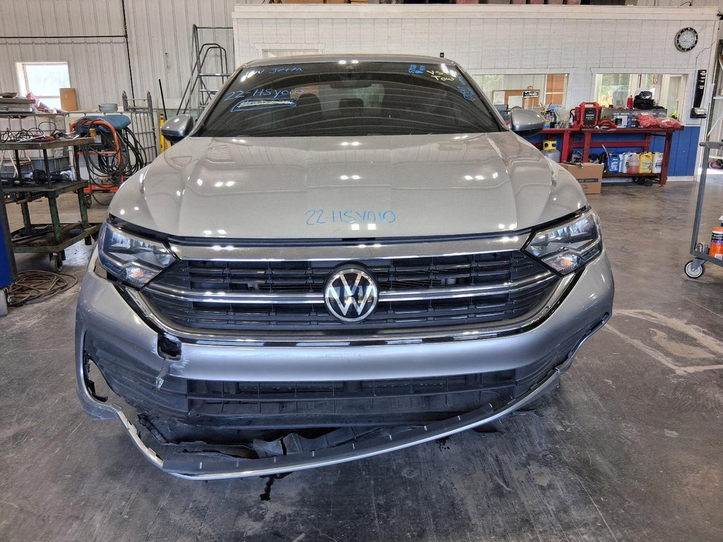 Used Front Right Lower Lower Control Arm Front fits: 2022 Volkswagen Jetta Front
