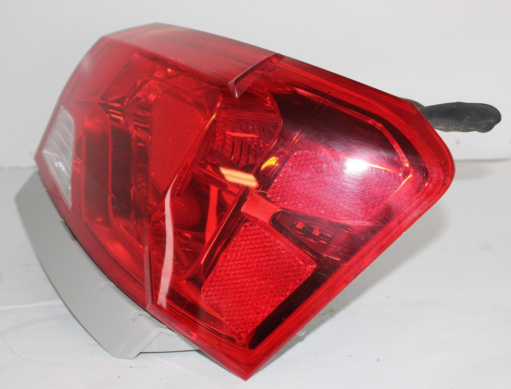 CHEVROLET IMPALA R Taillight quarter panel mounted, R. 17 18 19 20