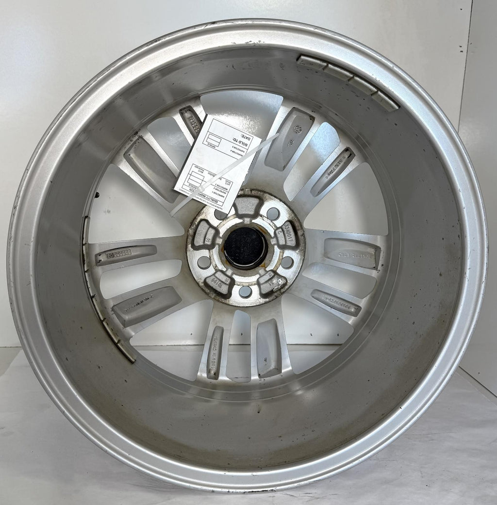 Used Wheel fits: 2020 Volkswagen Passat 17x7 alloy 10 spoke Grade A