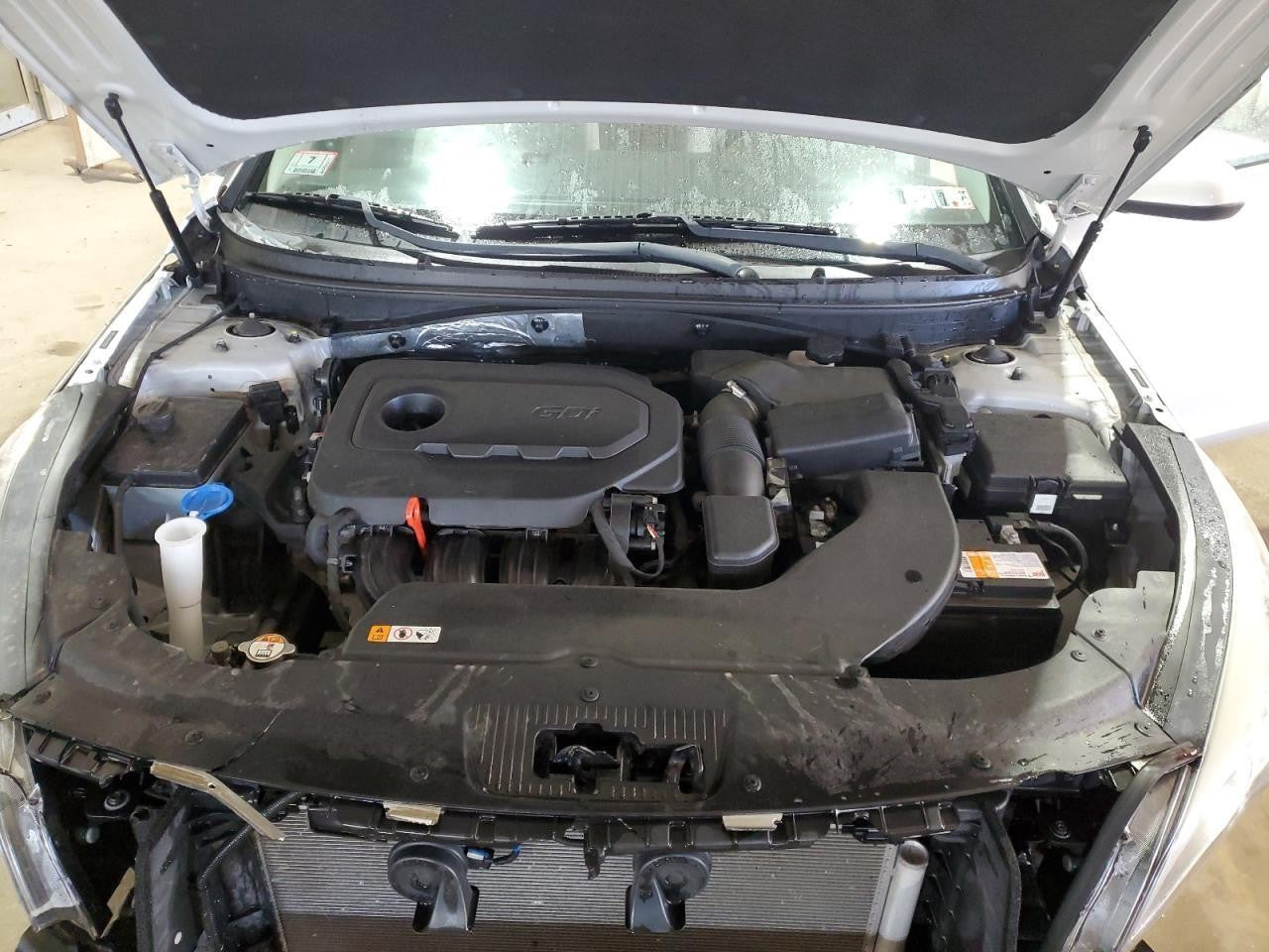 Used Front Right Seat Front fits: 2015 Hyundai Sonata VIN 2 5th digit cloth manu