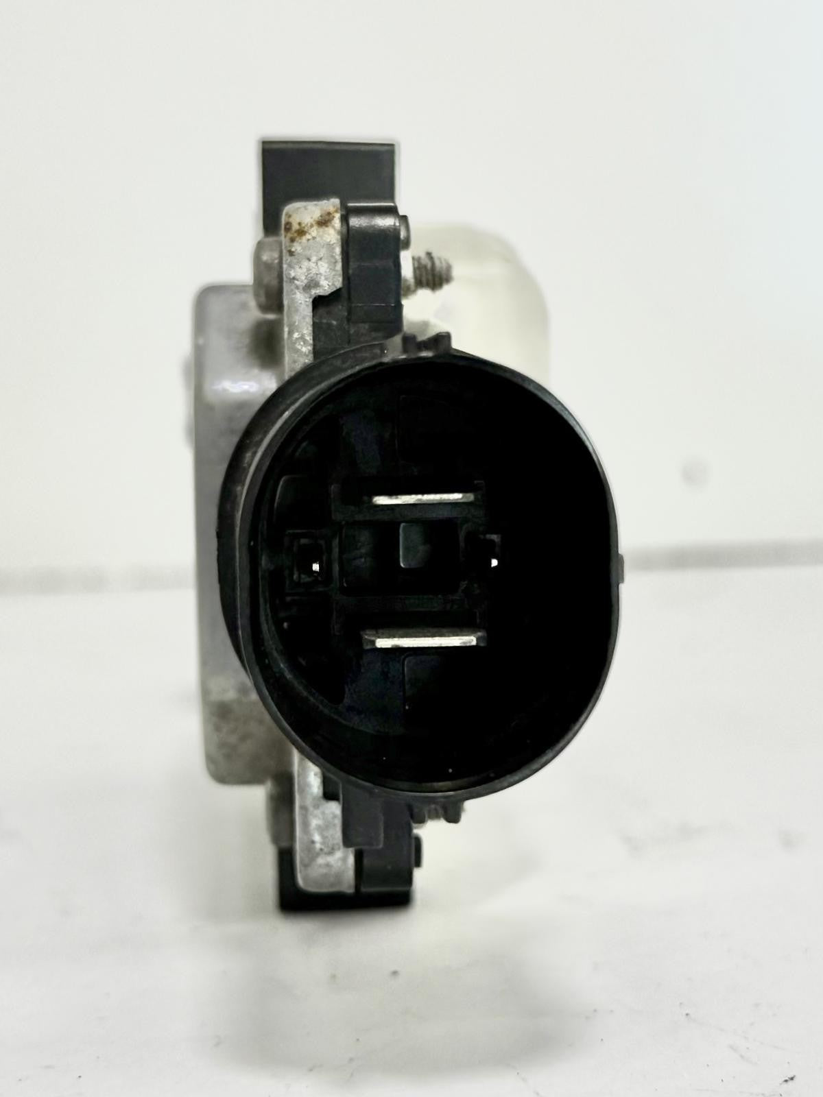 2013-2018 FORD FOCUS COOLING FAN RELAY CONTROL MODULE OEM 1137328567