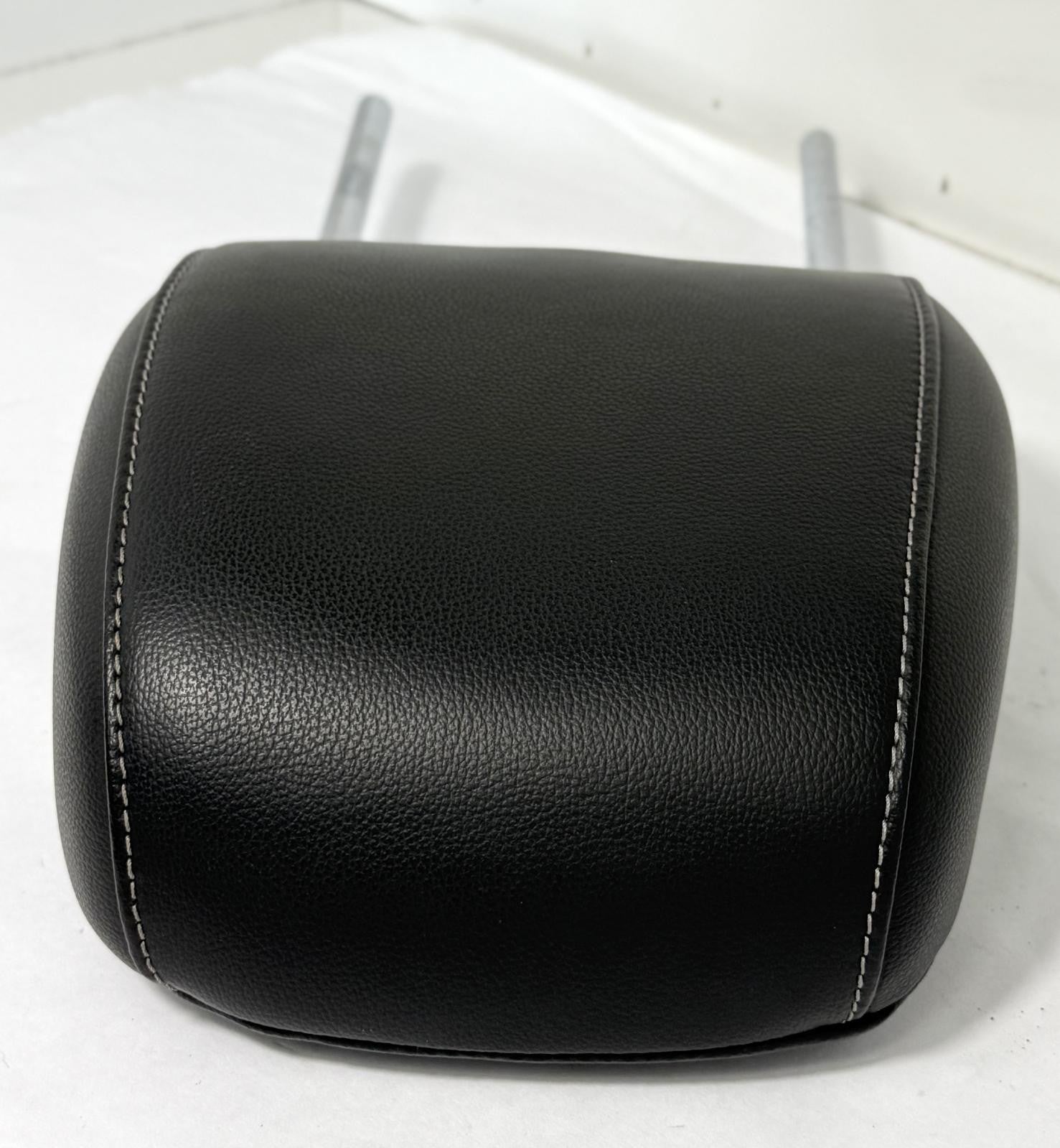 2017-2019 FORD ESCAPE HEADREST FRONT LEFT DRIVER SIDE LEATHER OEM