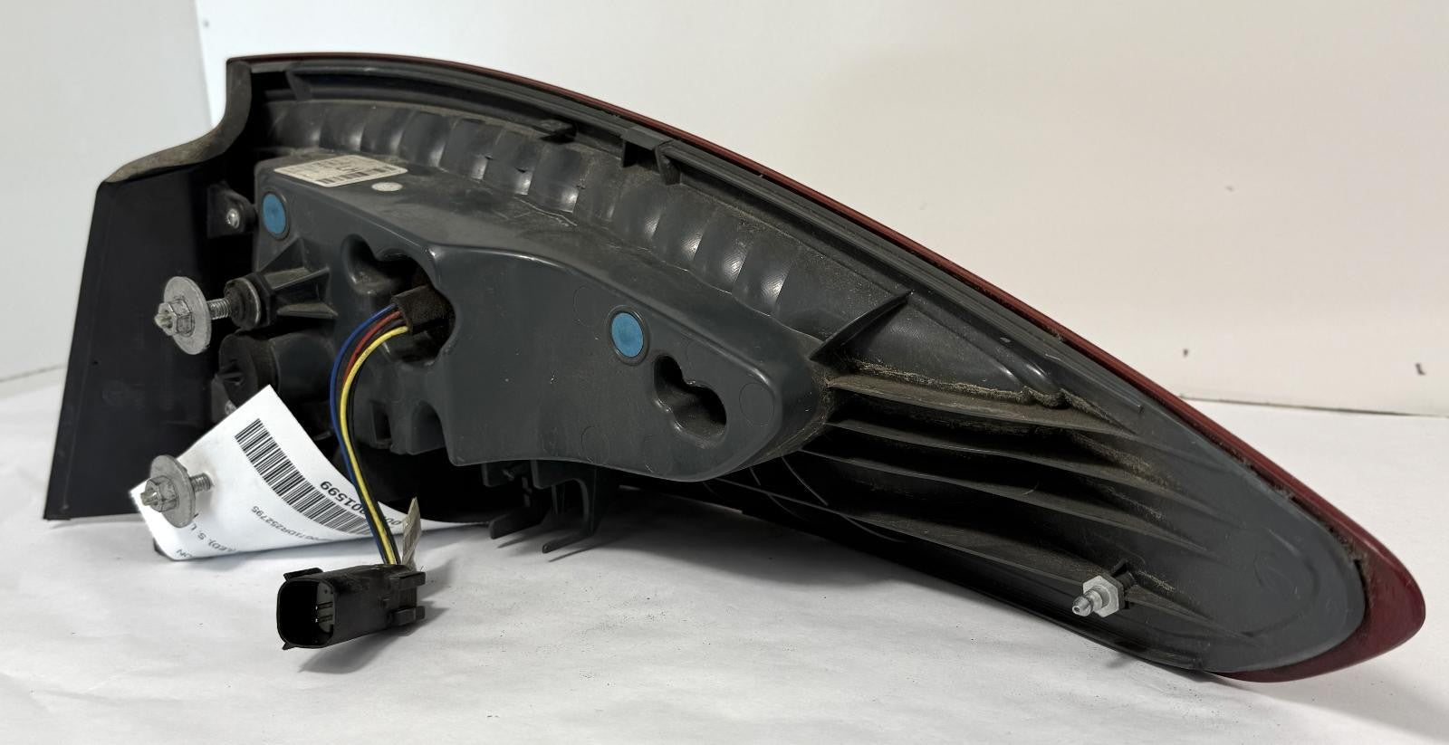 2013-2016 FORD FUSION TAILLIGHT LEFT SIDE LED QUARTER PANEL MOUNTED OEM
