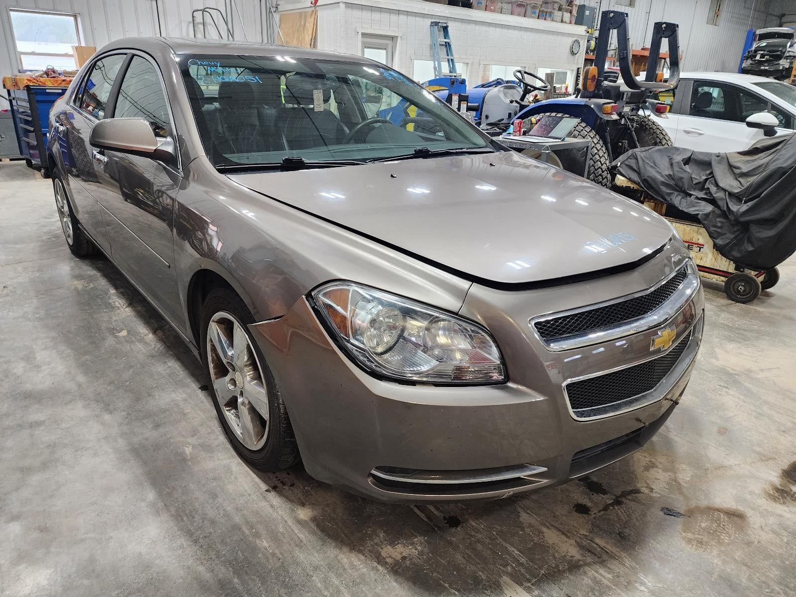 Used Front Left Door Window Regulator Front fits: 2012 Chevrolet Malibu electric