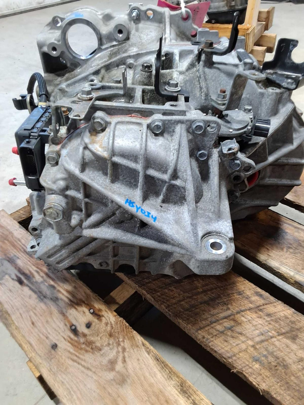 Used Automatic Transmission Assembly fits: 2013 Toyota Avalon AT 3.5L 2GRFE engi