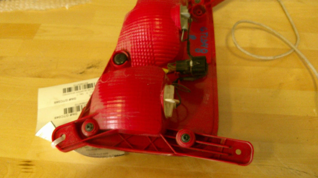 Used Right Tail Light Assembly fits: 2021 Hyundai Kona bumper mounted Right Grad
