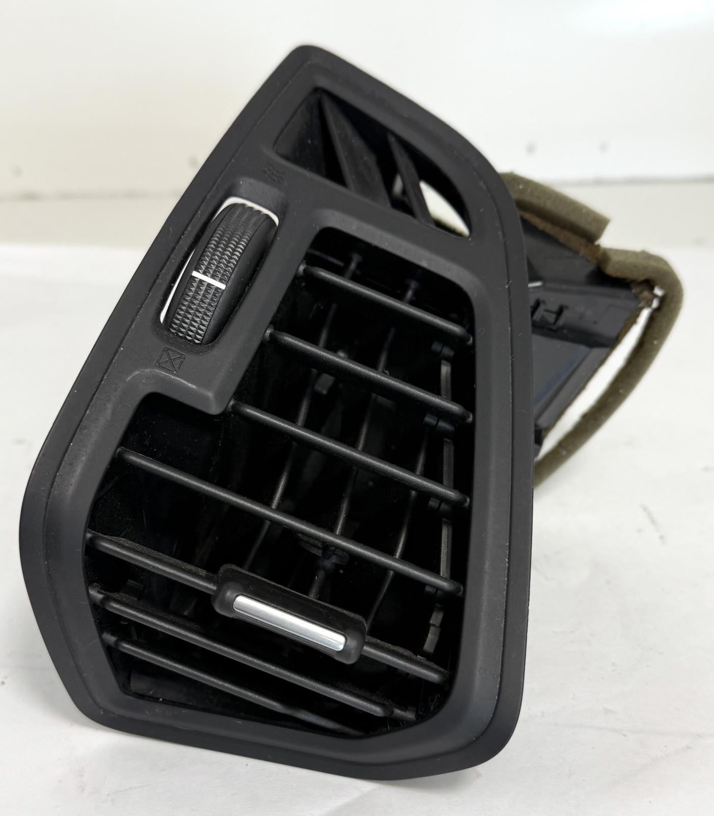 2017-2019 FORD ESCAPE LEFT SIDE DASH HEAT A/C AIR VENT OEM