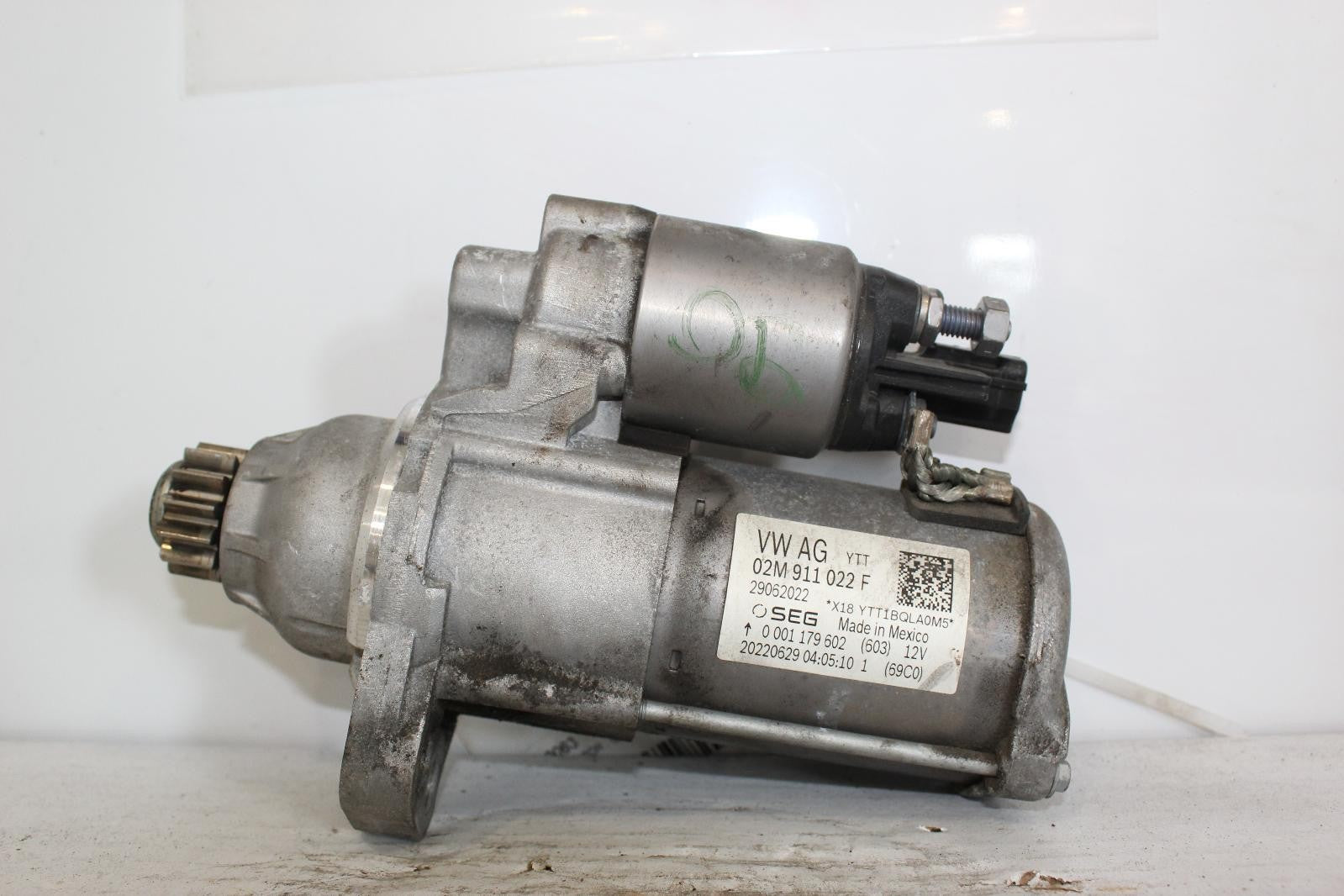 VOLKSWAGEN TIGUAN Starter Motor Bosch, ID 02M911021G 21 22 23