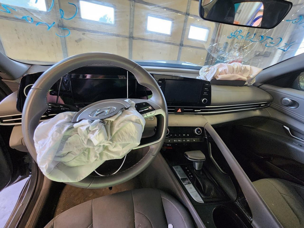 Used Left Sun Visor fits: 2021 Hyundai Elantra US market w/o sunroof Left Grade