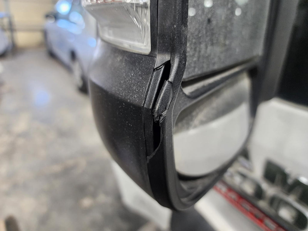 Used Left Door Mirror fits: 2019 Ram Promaster 2500 van narrow housing 9``x15``