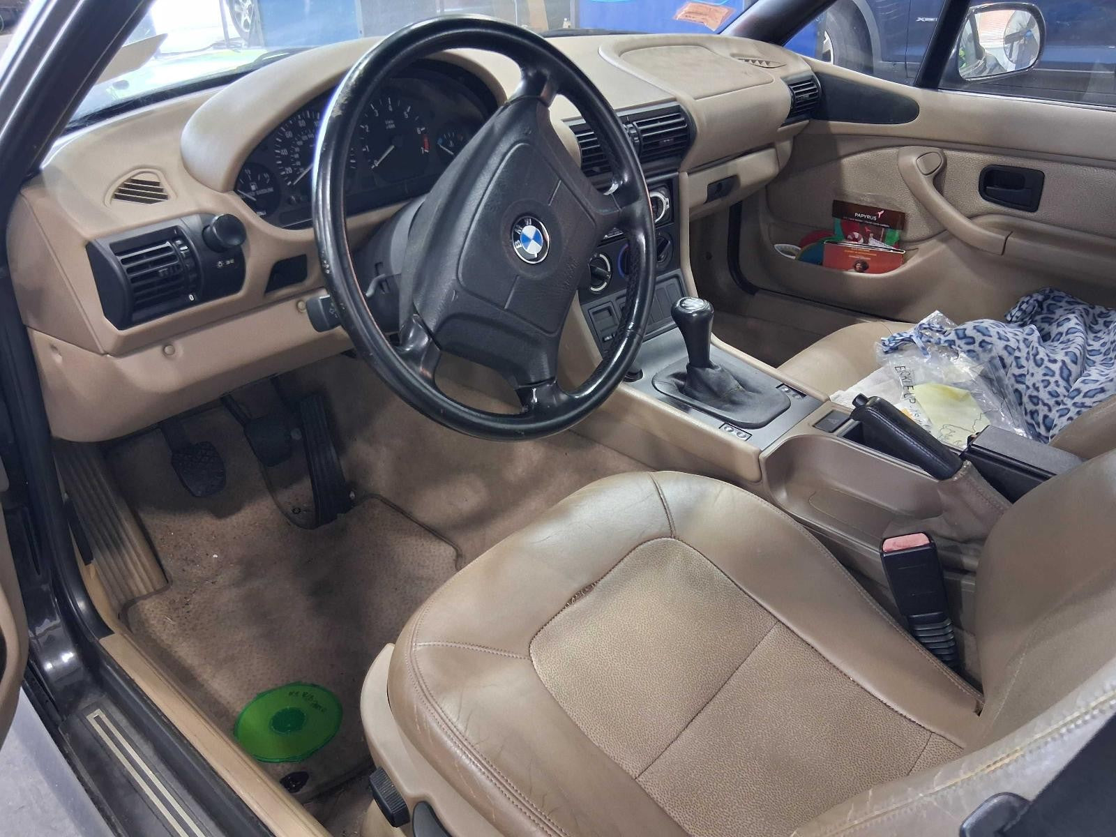 Used Air Cleaner Assembly fits: 1996 Bmw Z3  Grade A