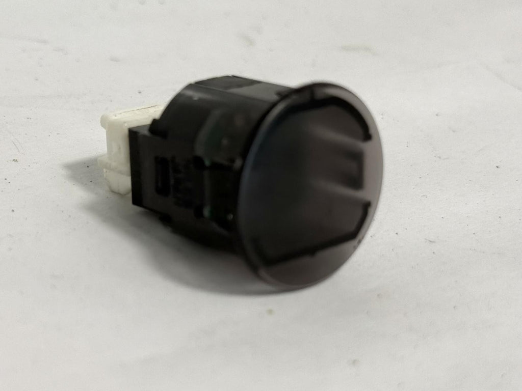 2020-2022 NISSAN VERSA SUN LOAD LIGHT SENSOR OEM