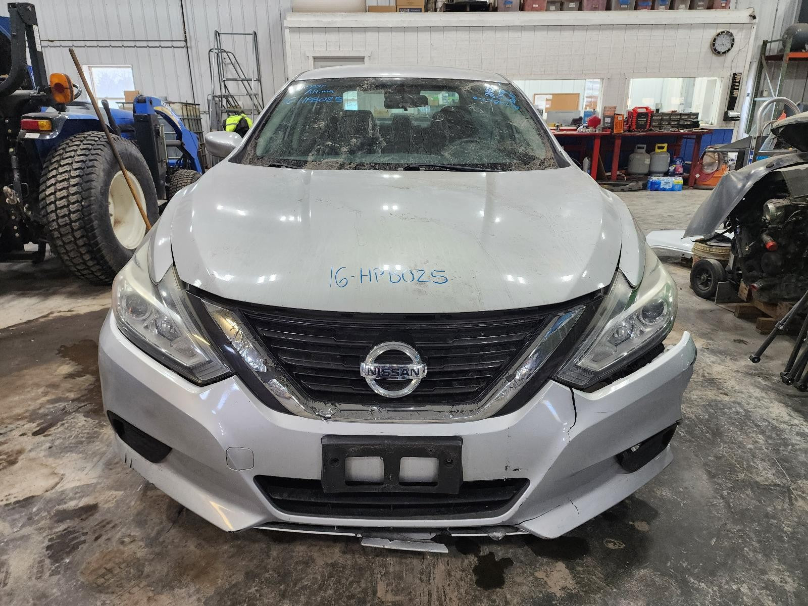 Used Rear Bumper Reinforcement Rear fits: 2016 Nissan Altima Sdn Rear Grade A