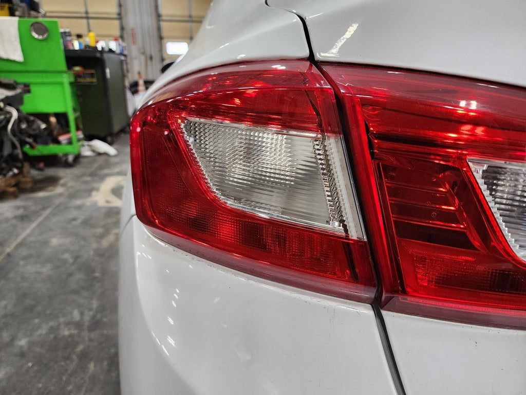 Used Left Tail Light Assembly fits: 2016 Chevrolet Cruze VIN B 4th digit New Sty