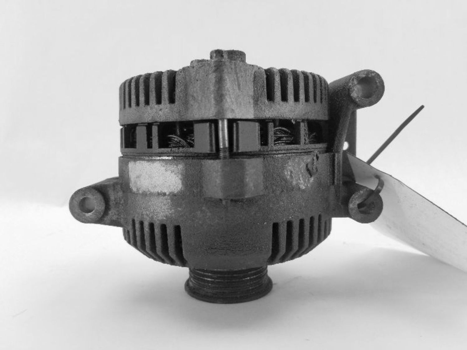 Used Alternator fits: 2004 Ford F150 PICKUP diesel single alternator 130 amp Gra