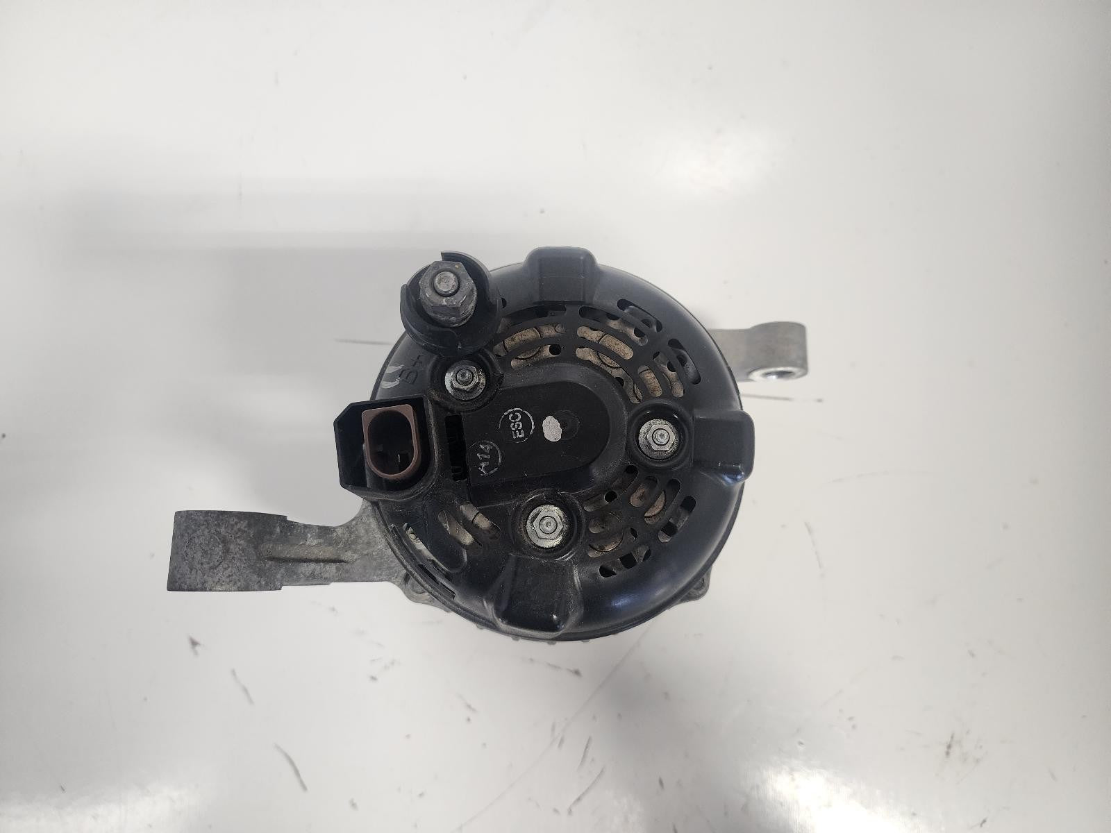 Used Alternator fits: 2020 Ford Escape 2.0L 150 amp without 110v outlet Grade B