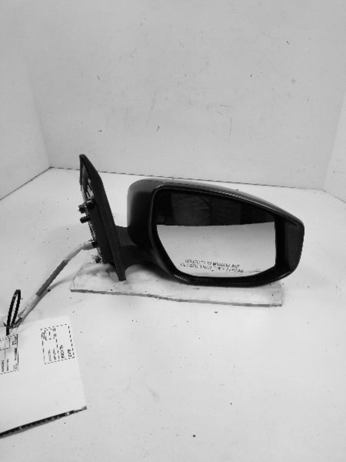 Used Right Door Mirror fits: 2014 Nissan Sentra Power w/o turn signals Right Gra