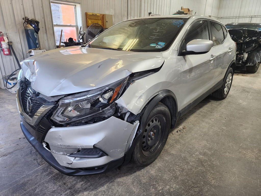 Used Left Door Mirror fits: 2020 Nissan Rogue sport power w/o surround view w/o