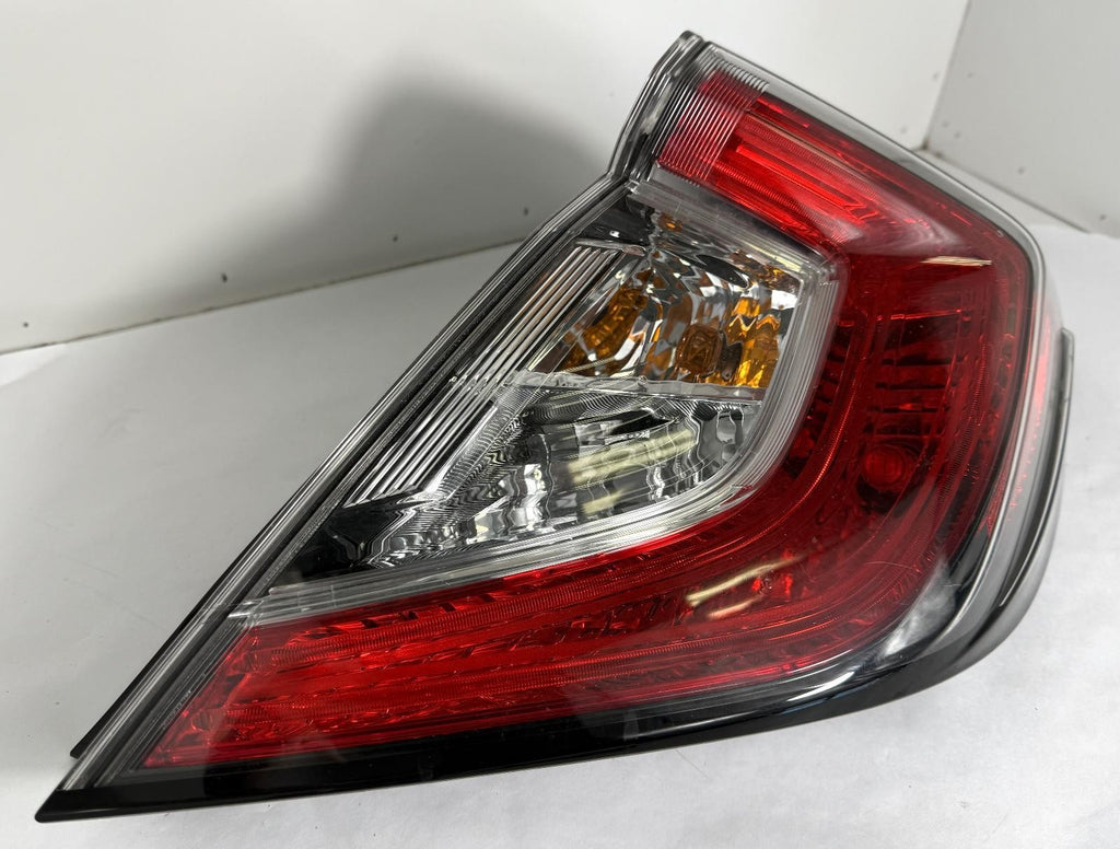 2017-2021 HONDA CIVIC TAILLIGHT RIGHT SIDE QUARTER MOUNTED OEM